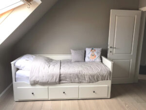 Einzelbett