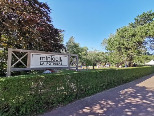De Haan bietet Minigolfplätze